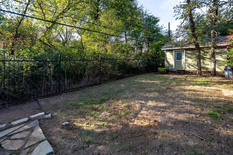 1731 Park Ridge Terrace, Arlington TX 76012 - Photo 31