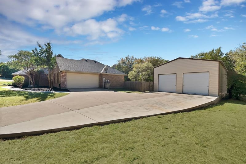 133 Miramar Circle, Weatherford TX 76085 - Photo 11
