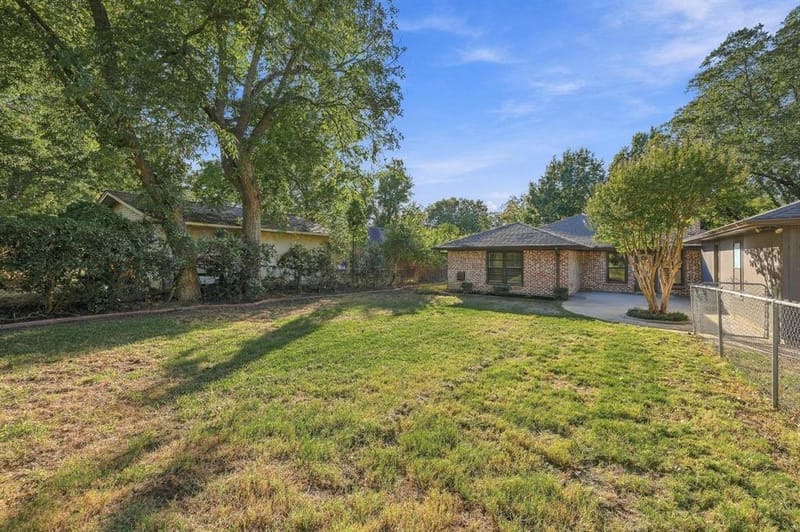 406 N Union Street, Whitesboro TX 76273 - Photo 36