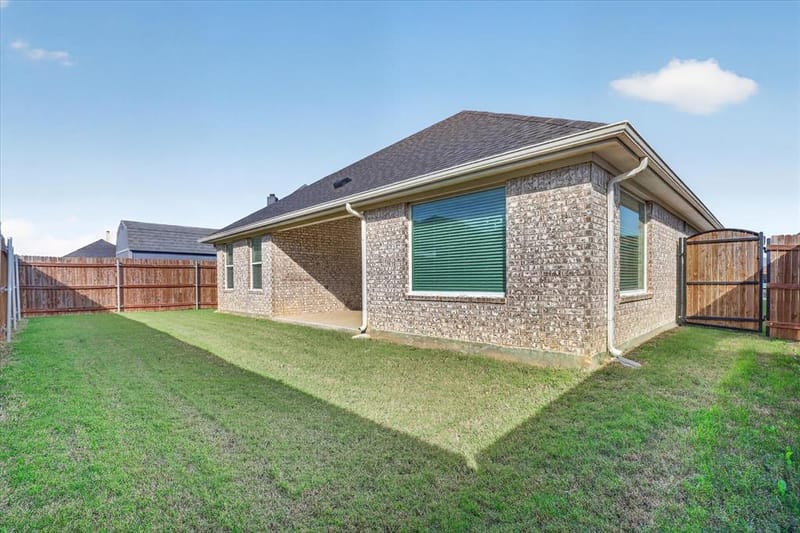 121 William Lane, Godley TX 76044 - Photo 26
