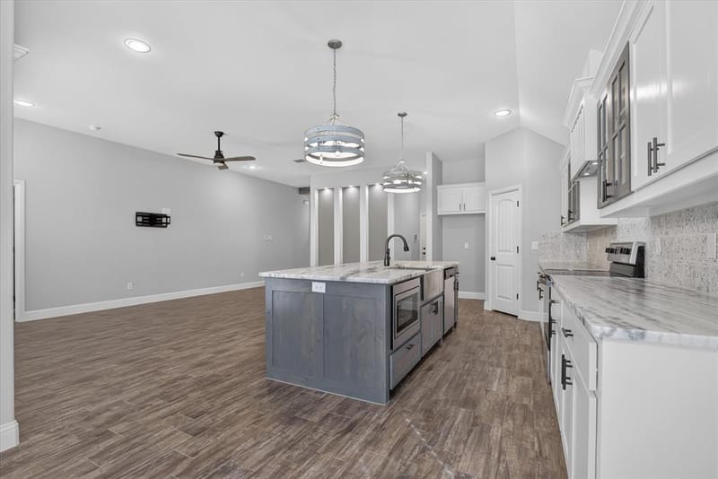 121 William Lane, Godley TX 76044 - Photo 9
