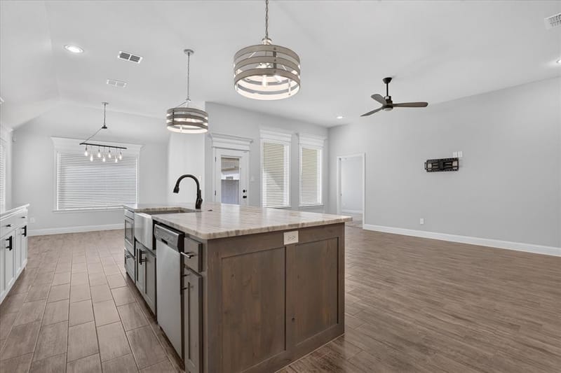 121 William Lane, Godley TX 76044 - Photo 10