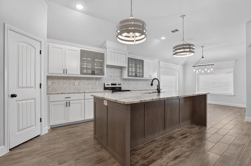 121 William Lane, Godley TX 76044 - Photo 11