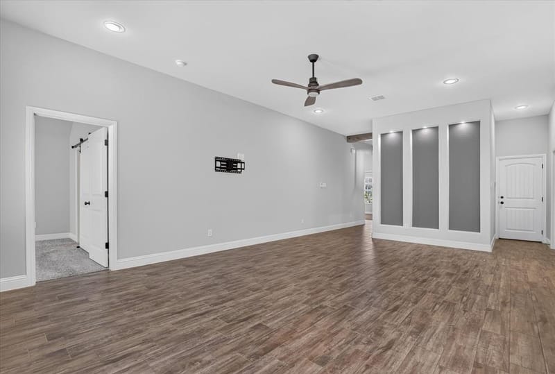 121 William Lane, Godley TX 76044 - Photo 4