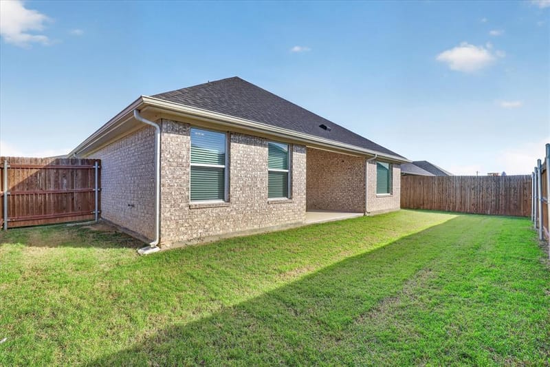 121 William Lane, Godley TX 76044 - Photo 25
