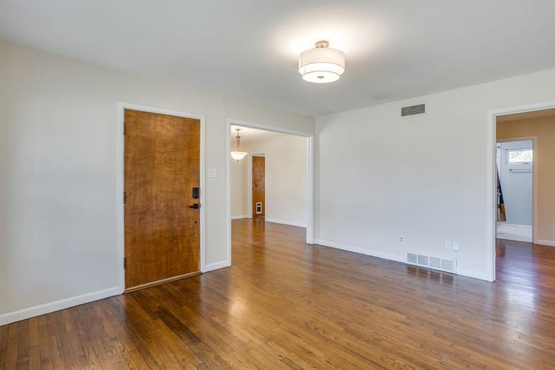 3304 Creston Avenue, Fort Worth TX 76133 - Photo 9