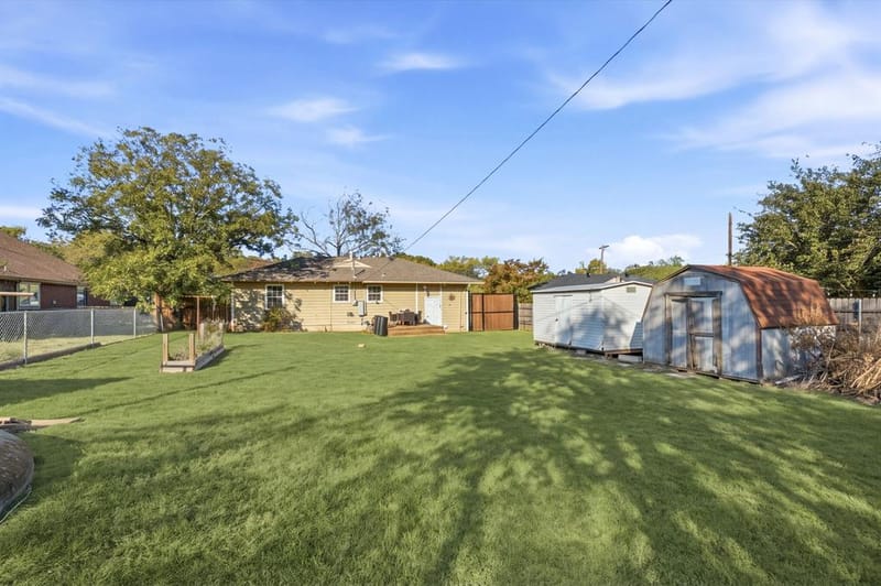 9360 N County Road, Frisco TX 75033 - Photo 22
