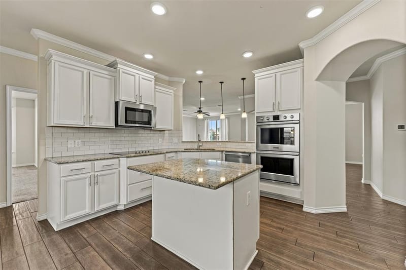 1117 Drummond Circle, Woodway TX 76712 - Photo 15