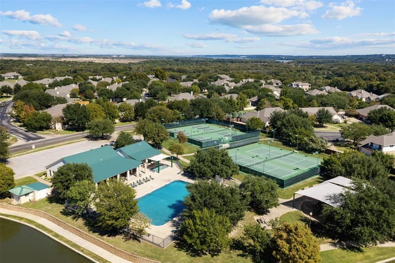 1117 Drummond Circle, Woodway TX 76712 - Photo 4