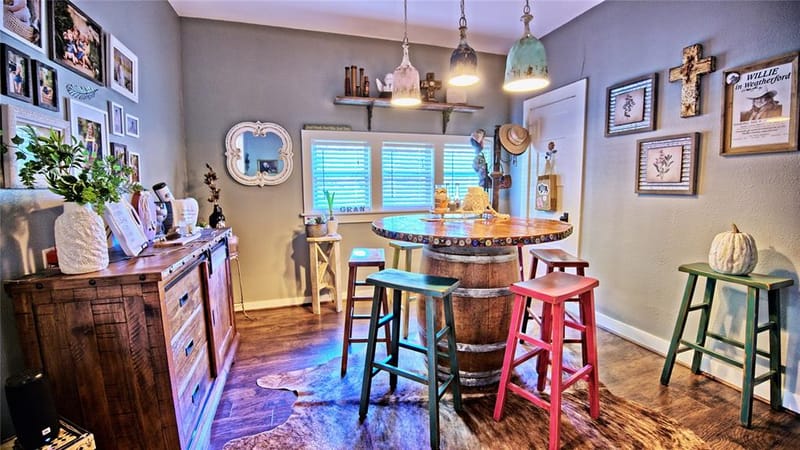 308 E Evans Street, Saint Jo TX 76265 - Photo 9
