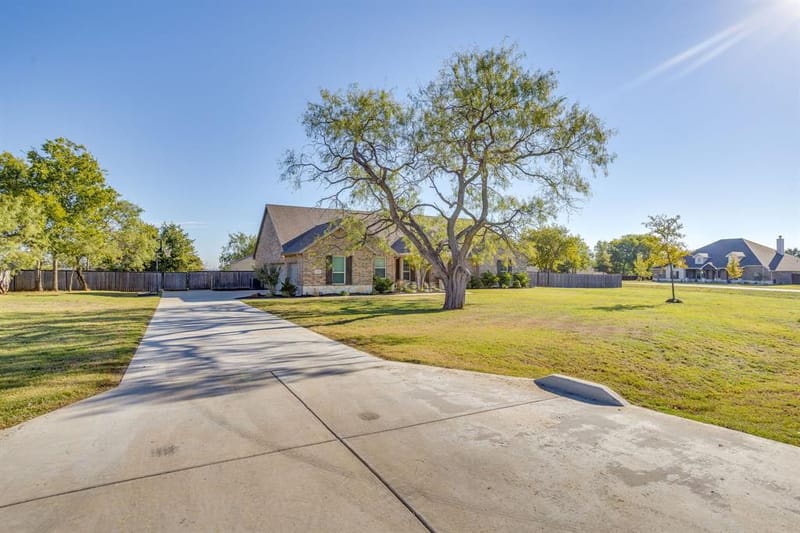 2185 Sugar Button Lane, Alvarado TX 76009 - Photo 7