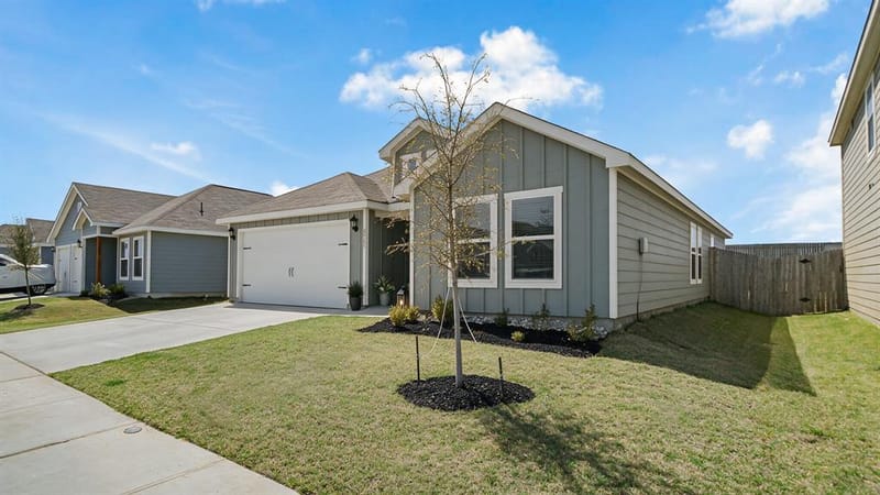 9949 Voyager Lane, Fort Worth TX 76131 - Photo 3