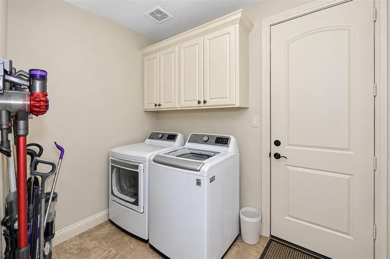 8629 Wishing Tree Lane, North Richland Hills TX 76182 - Photo 28