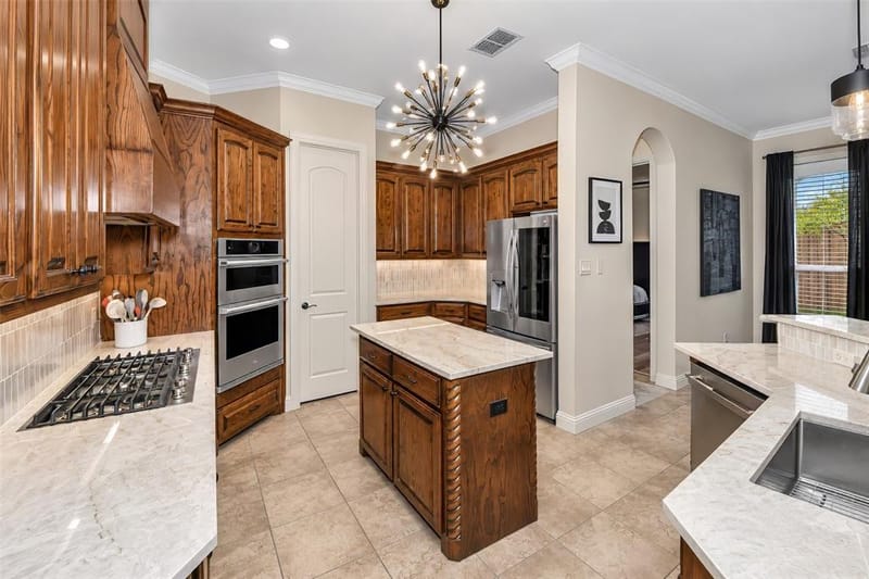 8629 Wishing Tree Lane, North Richland Hills TX 76182 - Photo 10