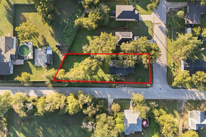 310 Eastland Street, Cleburne TX 76031