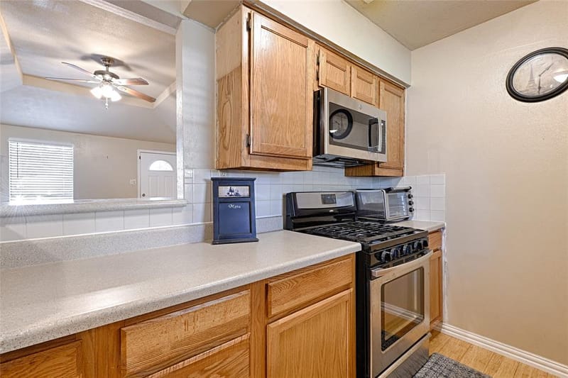 305 Tejas Drive, Glenn Heights TX 75154 - Photo 6
