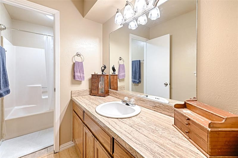 305 Tejas Drive, Glenn Heights TX 75154 - Photo 13