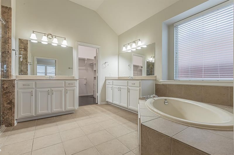 9709 Sam Bass Trail, Fort Worth TX 76244 - Photo 18