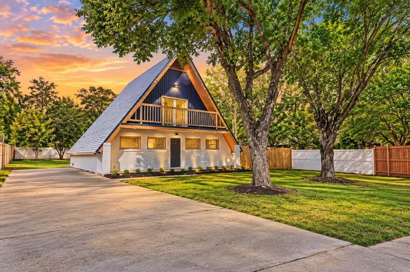 621 Turtledove Lane, Grapevine TX 76051