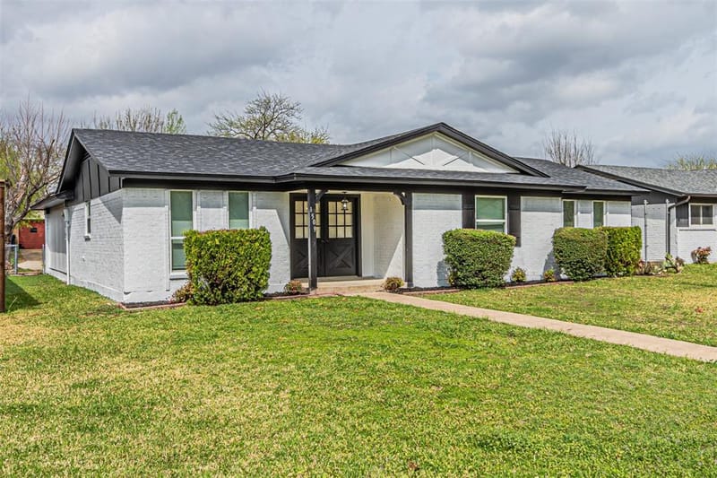 1509 Crockett Street, Garland TX 75042 - Photo 3