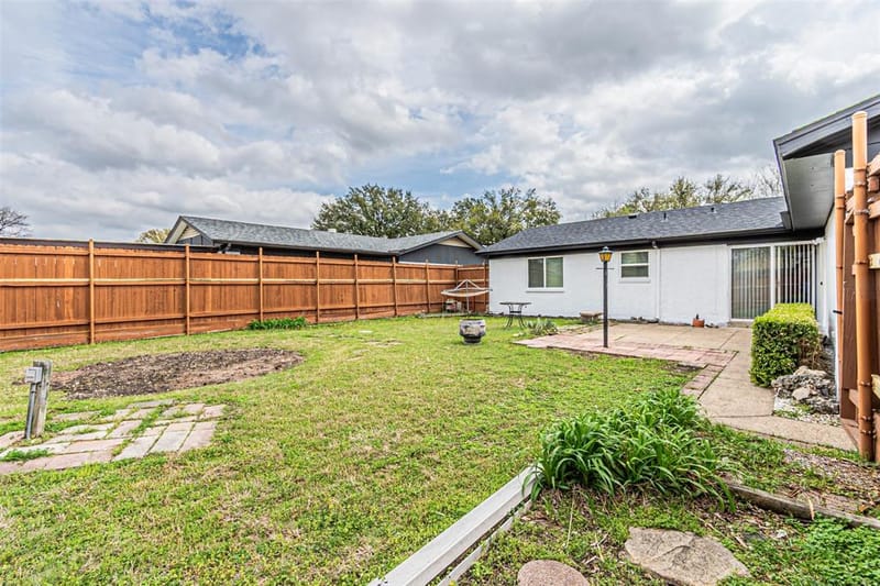 1509 Crockett Street, Garland TX 75042 - Photo 32