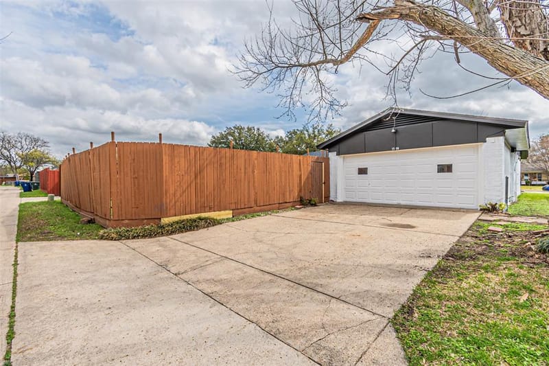 1509 Crockett Street, Garland TX 75042 - Photo 33