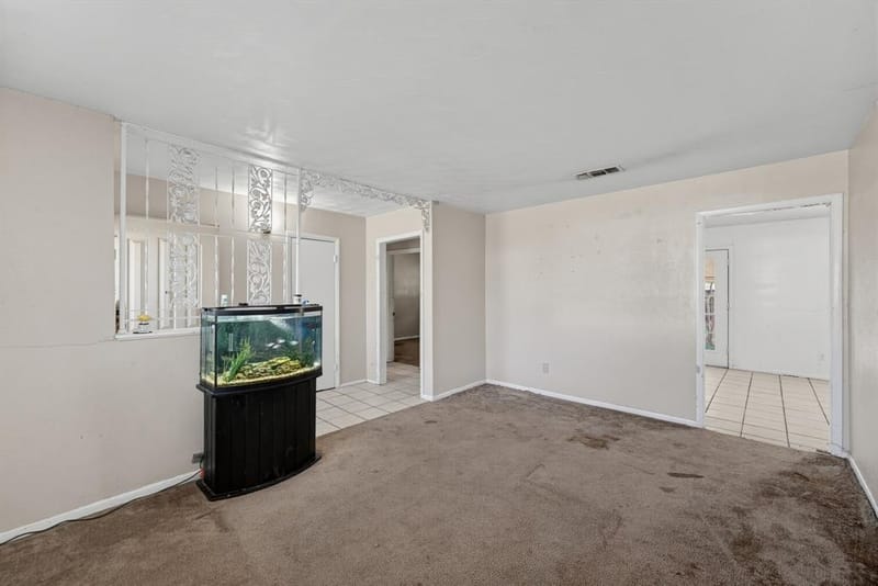 2910 Grove Street, Irving TX 75060 - Photo 3