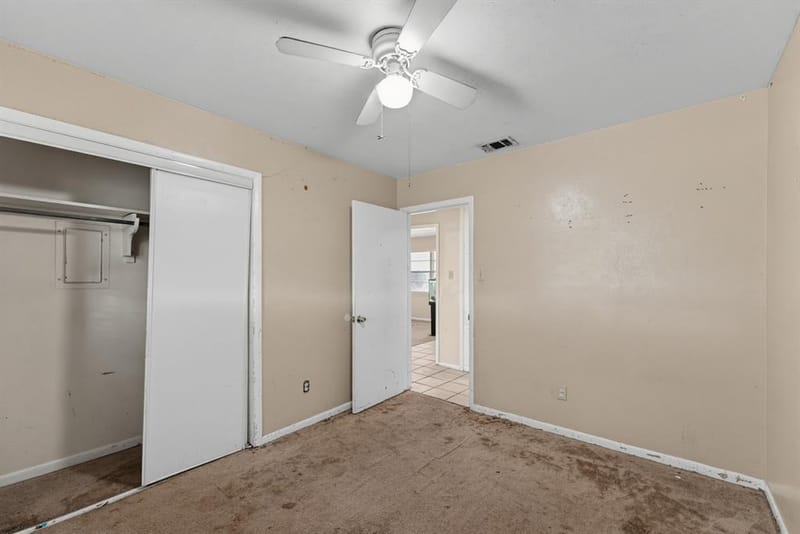 2910 Grove Street, Irving TX 75060 - Photo 8