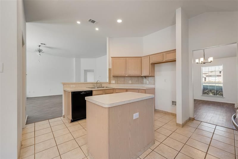 412 Overland Trail, Cedar Hill TX 75104 - Photo 11