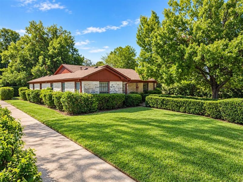 2532 Glencrest Drive, Fort Worth TX 76119 - Photo 31