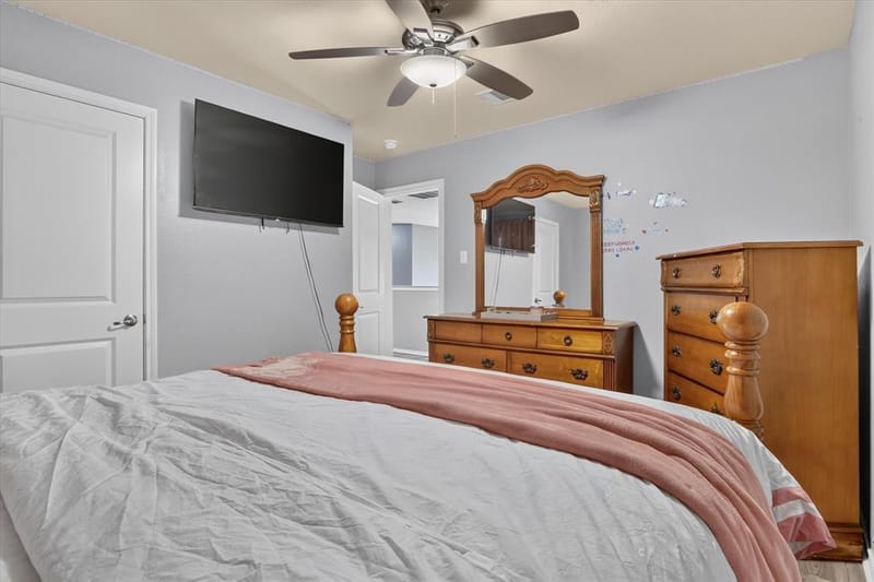 2325 Redwood Drive, Lancaster TX 75134 - Photo 30