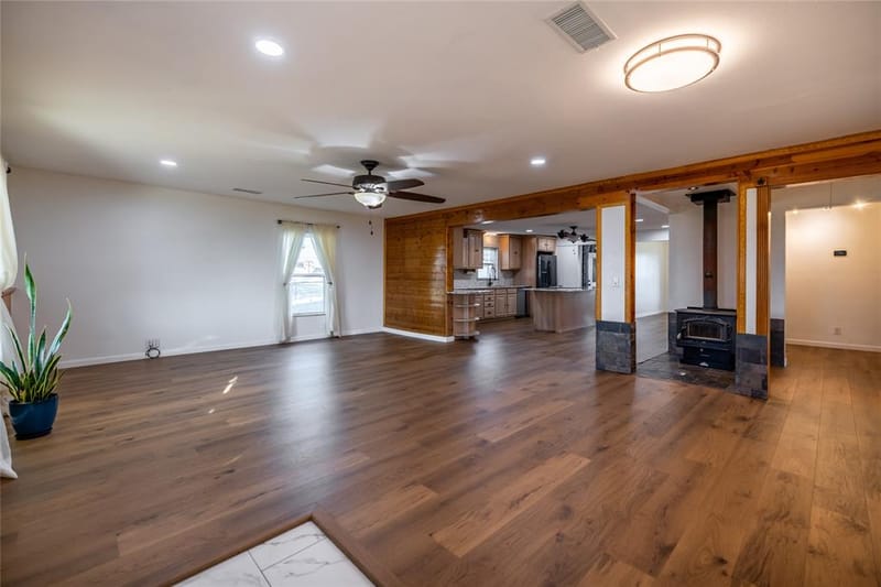3559 Springfield Road, Springtown TX 76082 - Photo 3