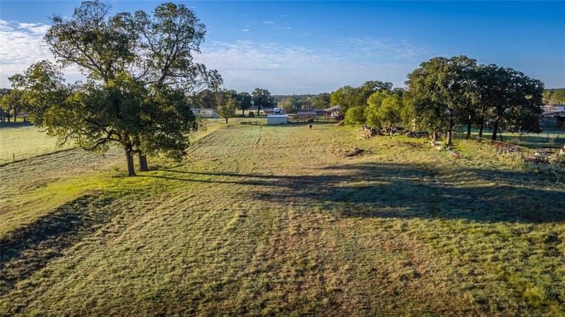 3559 Springfield Road, Springtown TX 76082 - Photo 34