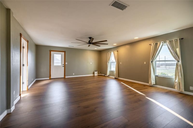 3559 Springfield Road, Springtown TX 76082 - Photo 14