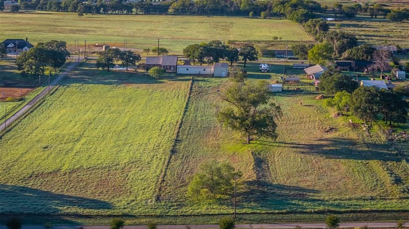 3559 Springfield Road, Springtown TX 76082 - Photo 40