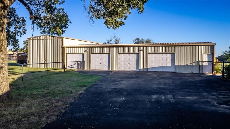 3559 Springfield Road, Springtown TX 76082 - Photo 21