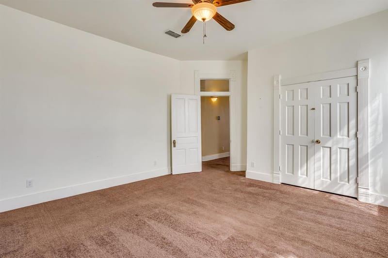 201 N Anglin Street, Cleburne TX 76031 - Photo 30