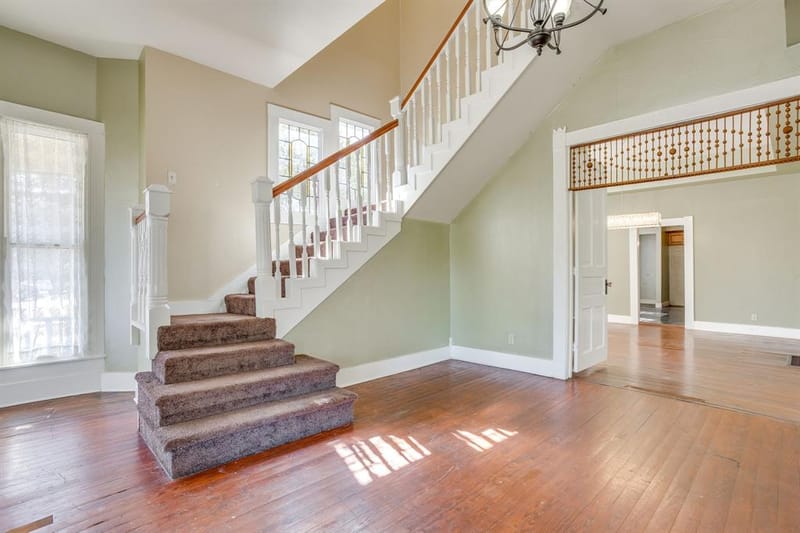201 N Anglin Street, Cleburne TX 76031 - Photo 10