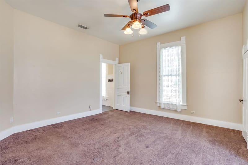 201 N Anglin Street, Cleburne TX 76031 - Photo 25