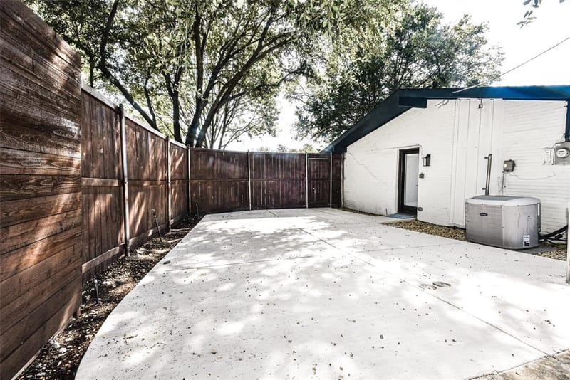 13936 Tanglewood Place, Farmers Branch TX 75234 - Photo 18