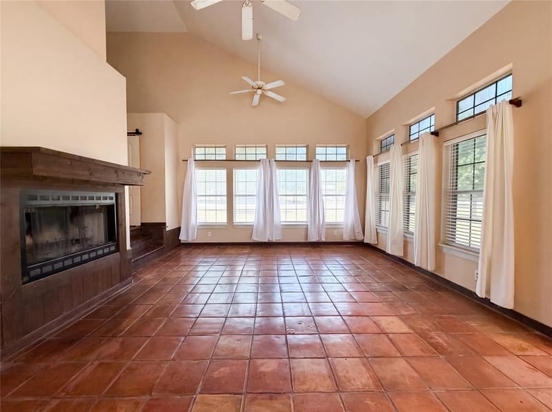 2603 Pecan Valley Drive, Granbury TX 76048 - Photo 2