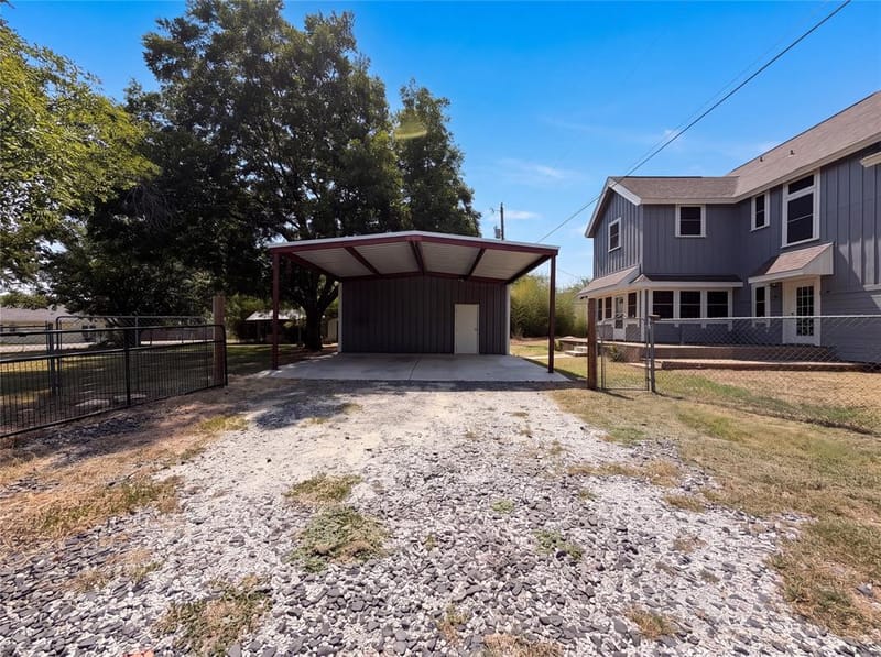 2603 Pecan Valley Drive, Granbury TX 76048 - Photo 17