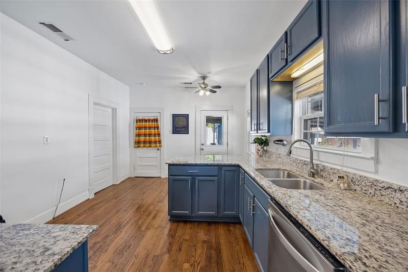 1027 Eldorado Avenue, Dallas TX 75208 - Photo 10