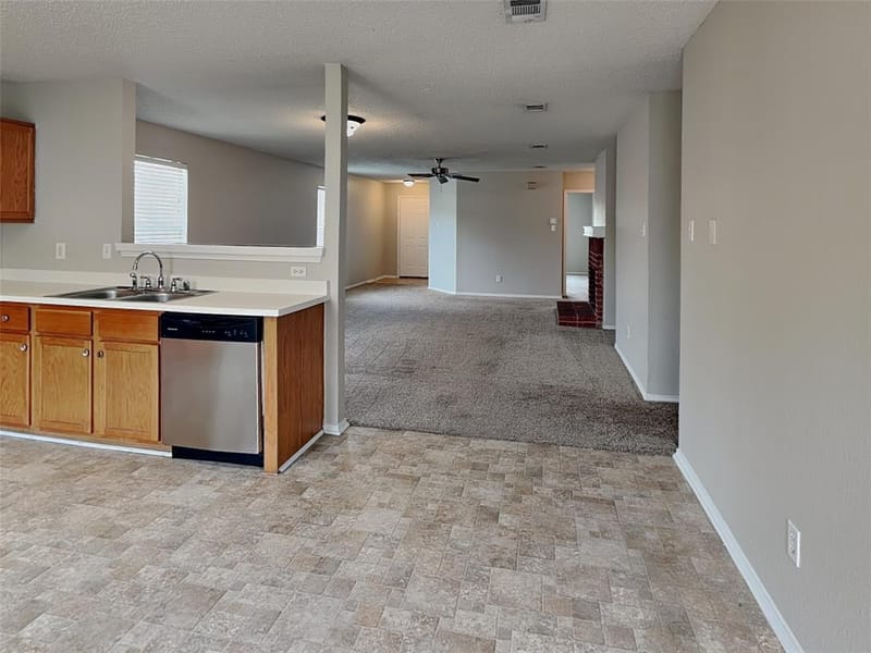 5709 Addington Drive, Fort Worth TX 76135 - Photo 7