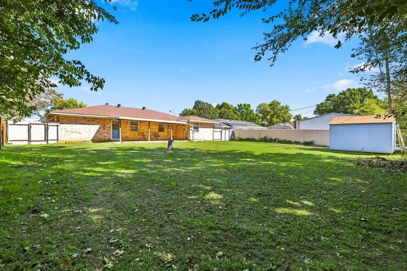 114 Brookshear Drive, Whitesboro TX 76273 - Photo 22