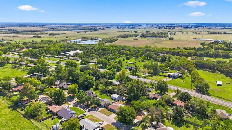 114 Brookshear Drive, Whitesboro TX 76273 - Photo 28