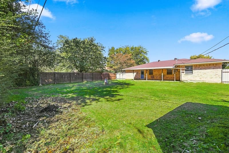 114 Brookshear Drive, Whitesboro TX 76273 - Photo 24