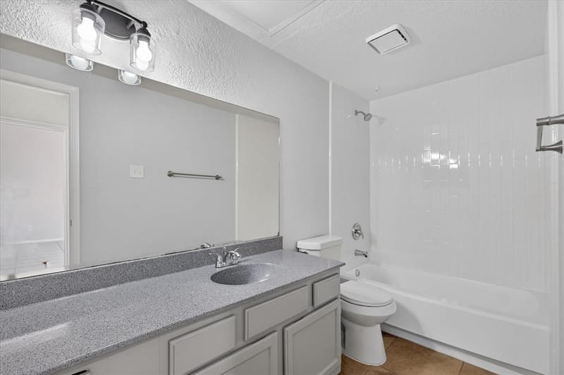 9737 Whitehurst Drive # 51, Dallas TX 75243 - Photo 22