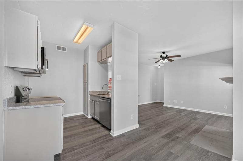 9737 Whitehurst Drive # 51, Dallas TX 75243 - Photo 11