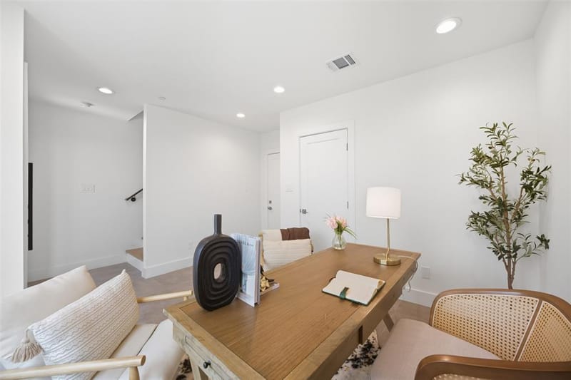 4517 Munger Avenue # 103, Dallas TX 75204 - Photo 32